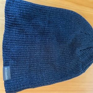 Columbia, one size, hat. Blue. Great for chilly fall and winter days!